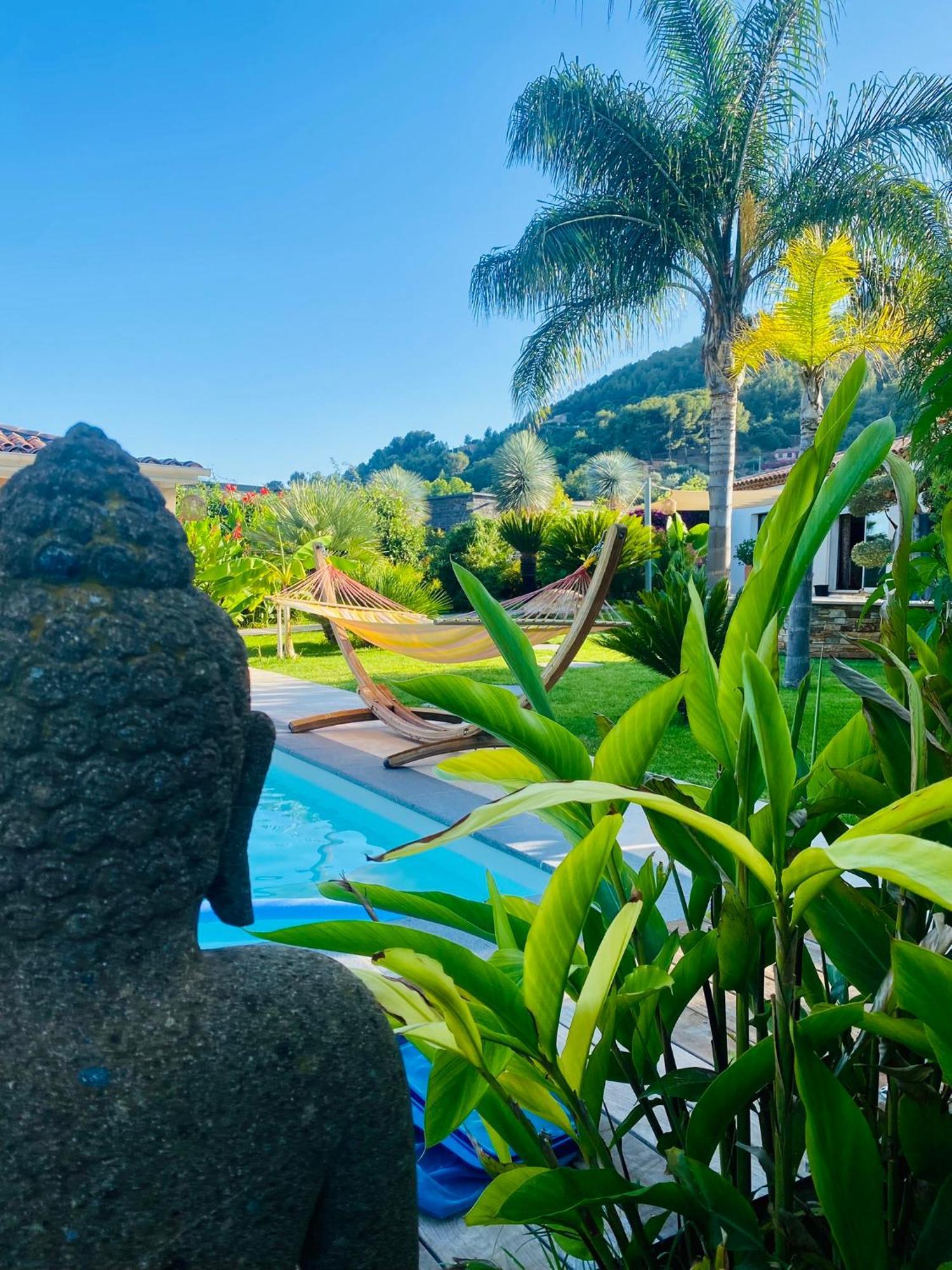 Le Cocoon Lodge Du Gapeau & Massage Sollies Pont Ngoại thất bức ảnh